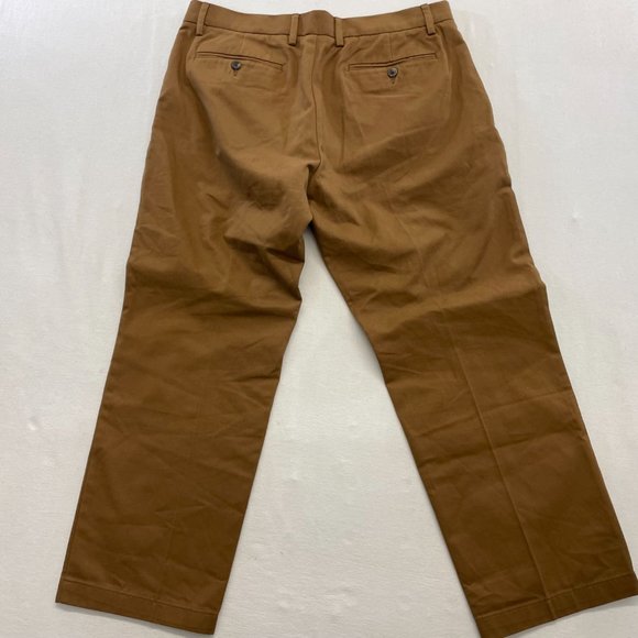 Amazon Essentials Men's Brown Chino Classic Size 35W x 28L Cotton Blend - Picture 3 of 4